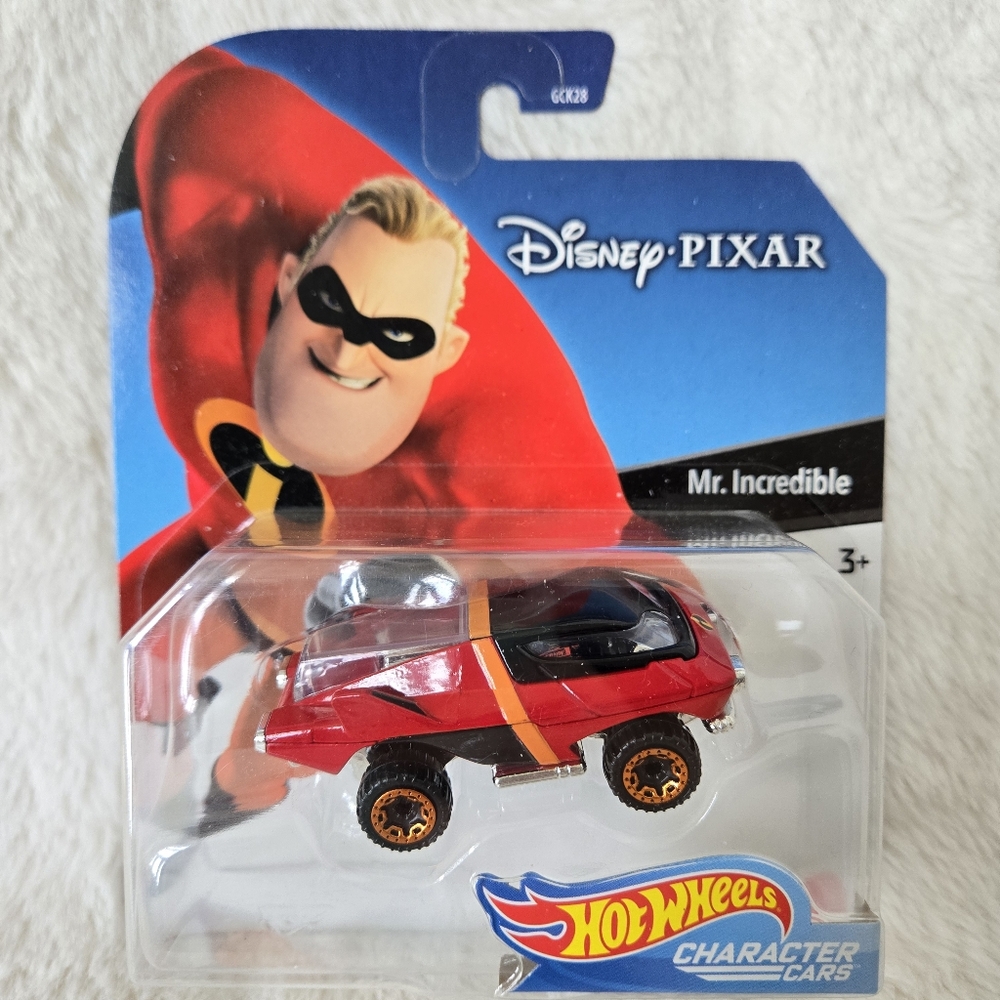 🌻2/$25🌻 Hot Wheels Mr.Incrdible Disney Characater Diecast Car, 2018 Mattel